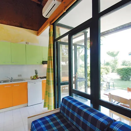 Locazione Turistica Borsetti.20 Holiday home
